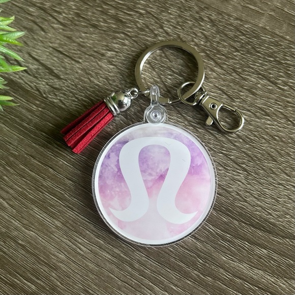 Lululemon Keychain - Picture 5 of 6